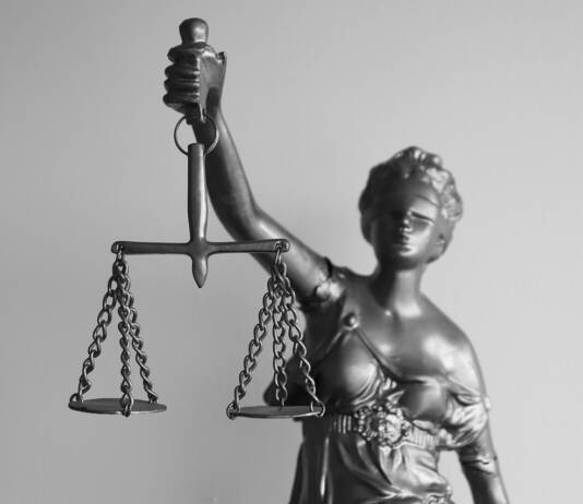 Czy otrzymanie niemieckiego wypowiedzenia umowy o pracę musi wiązać się z powrotem do Polski? Jakie masz możliwości?